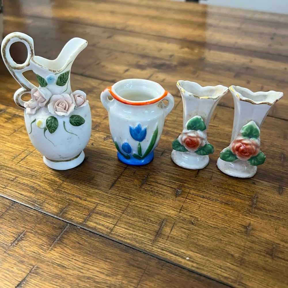 Set of 4 Mini Floral Vases